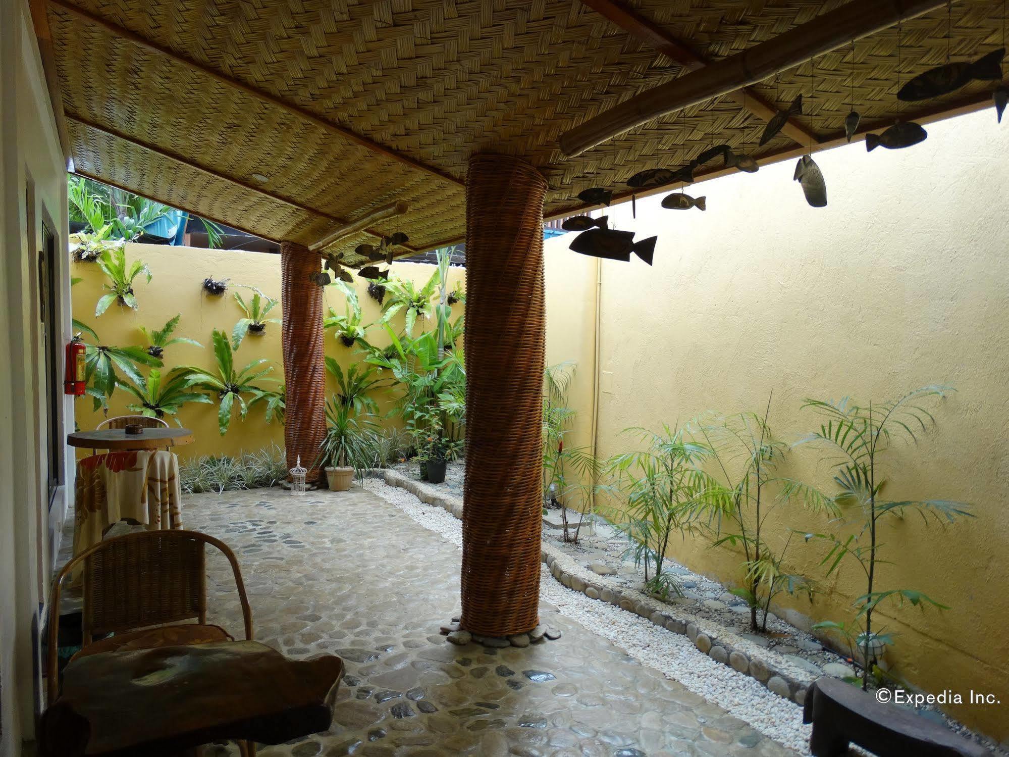 Floral Villarosa Puerto Princesa Extérieur photo