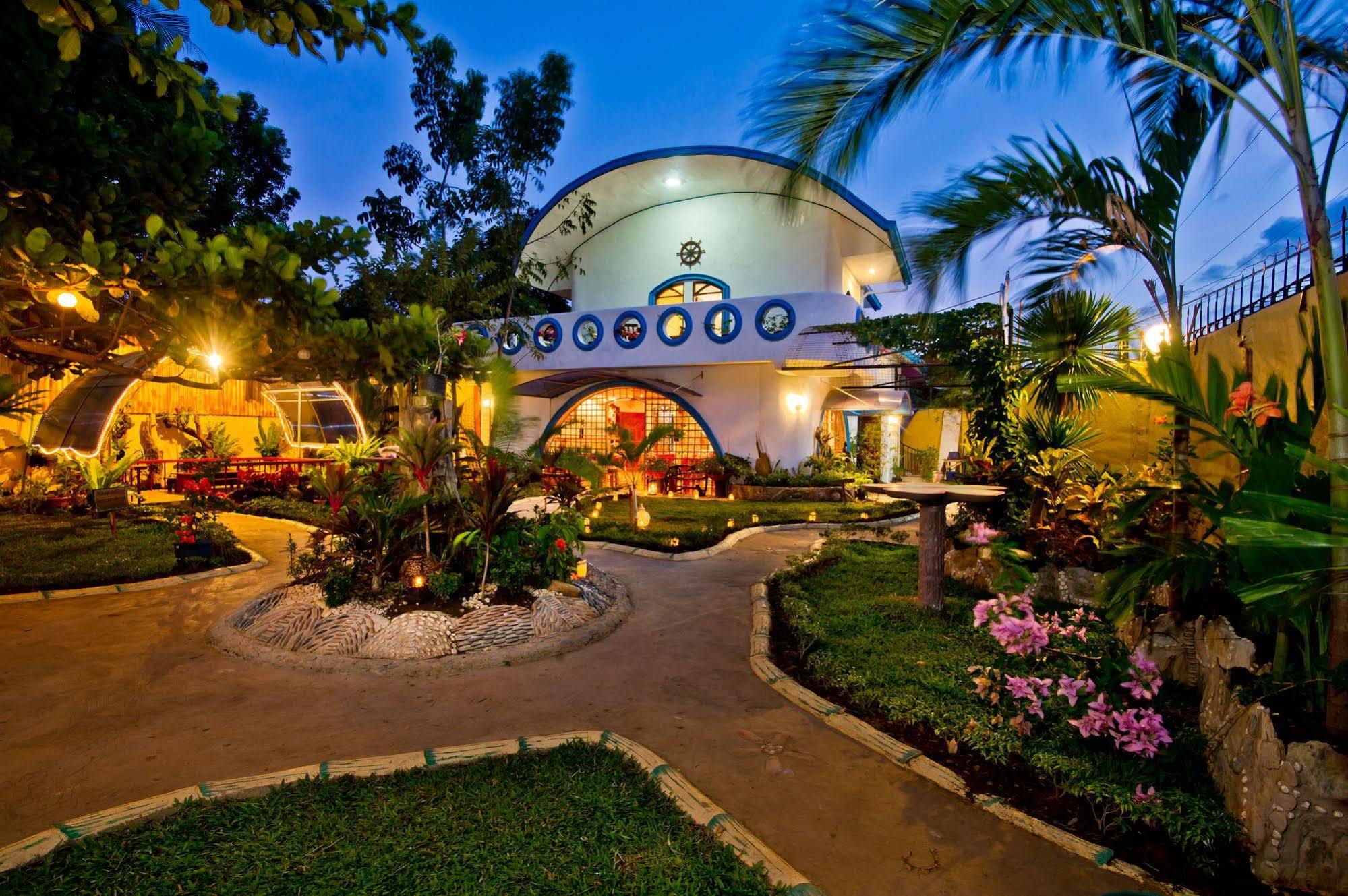 Floral Villarosa Puerto Princesa Extérieur photo